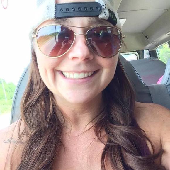 Meet your Posher, Jennifer - Picture 1 of 1